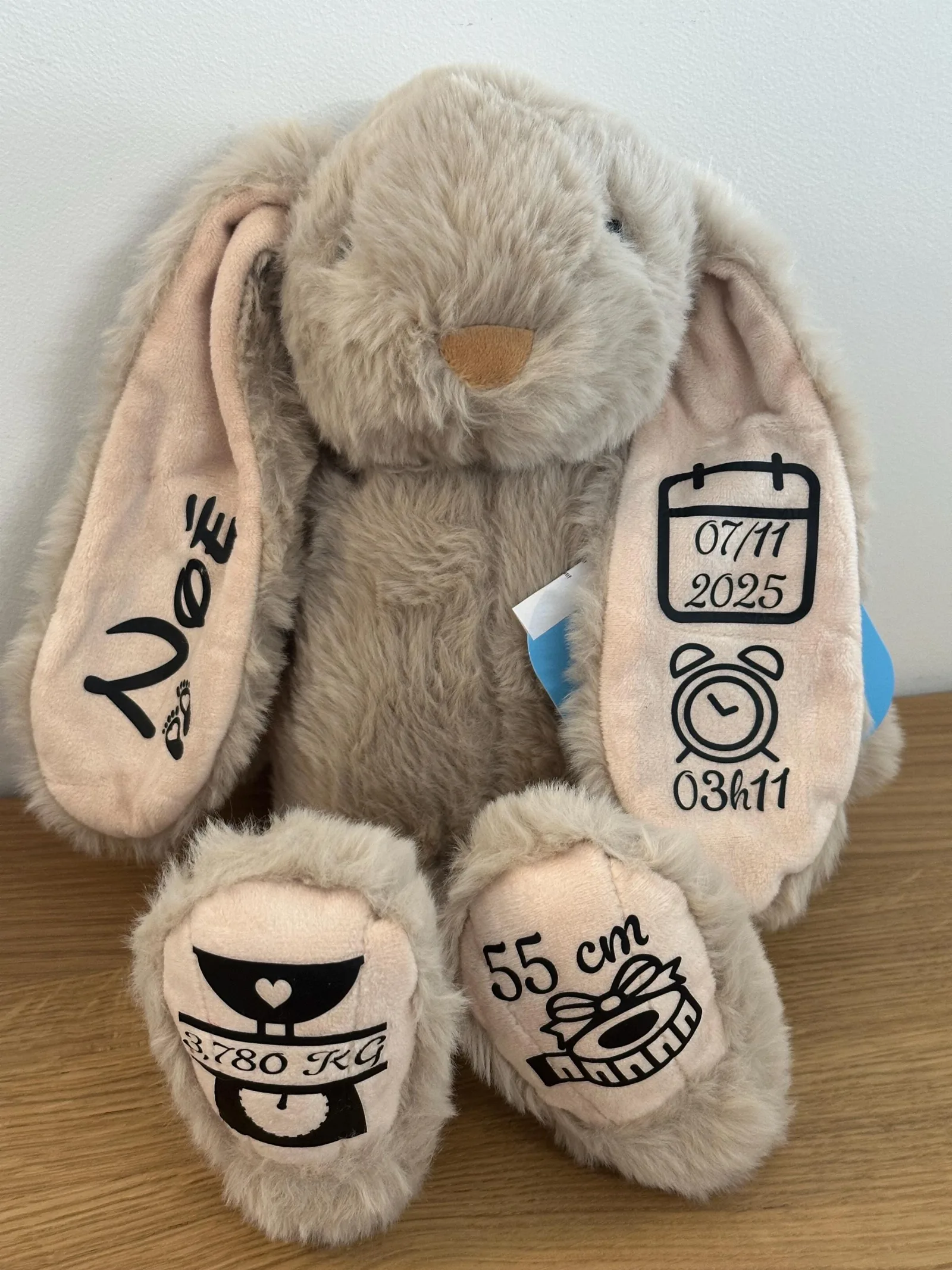 Peluche naissance personnalisée. Lapin doudou pour nouveau-né bébé, idéal cadeau naissance, baptême